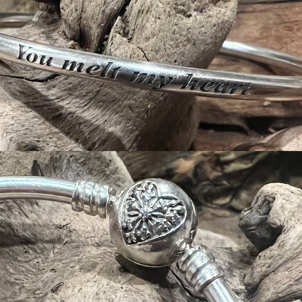 Authentic LE Pandora Bangle You Melt My Heart Bracelet Size 17cms 6.7” Winter